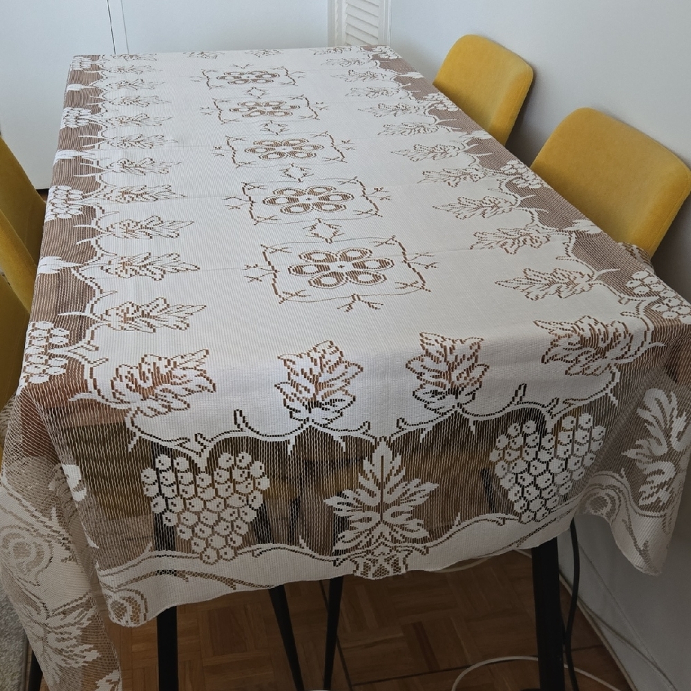 Elegant Cream Beige  Lace Tablecloth